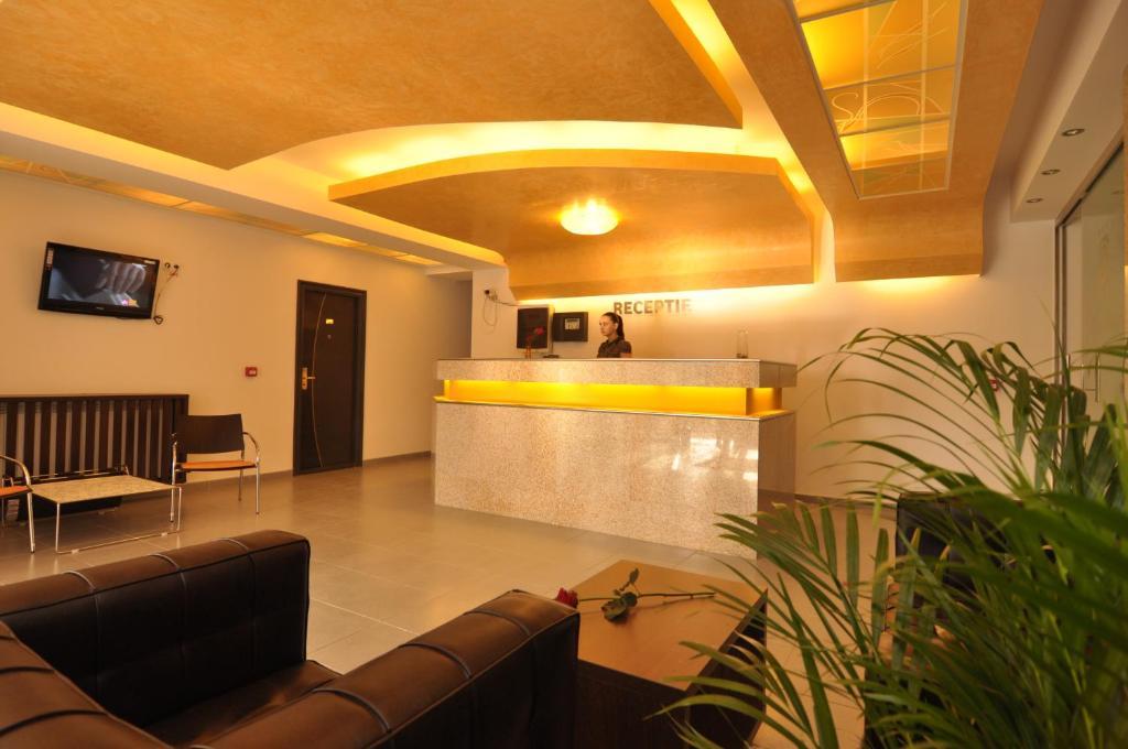 Blue 3* Mamaia