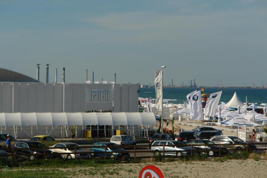 Blue Mamaia